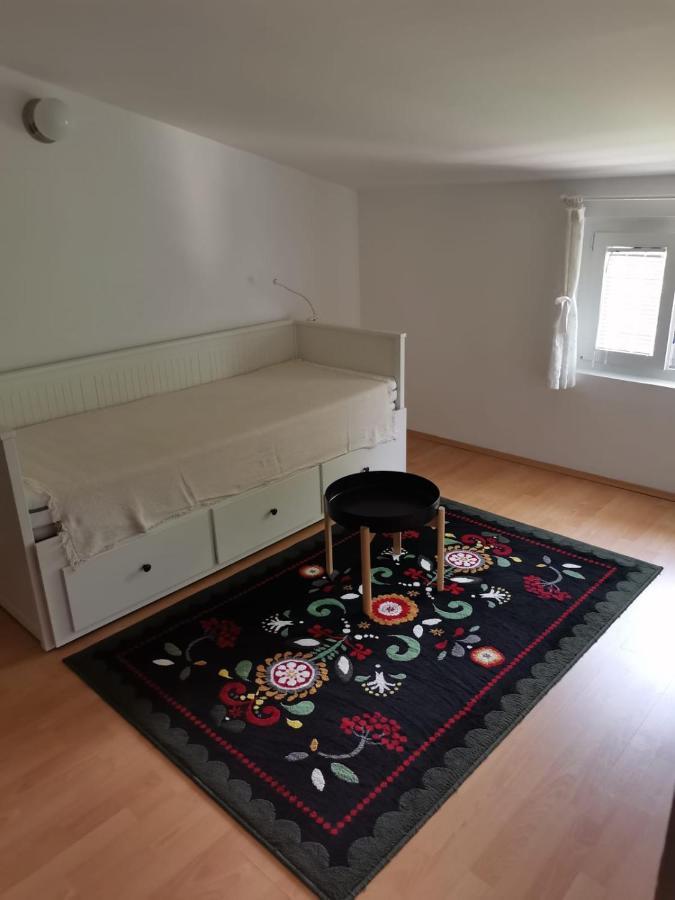 Apartments Oskar 班约勒 外观 照片